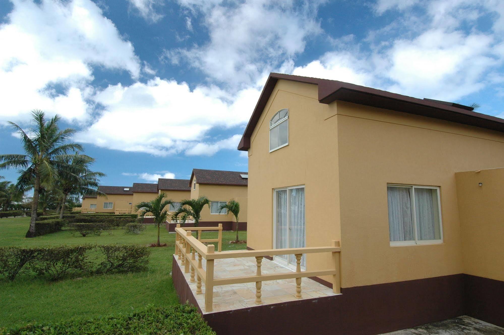Mariana Resort & Spa San Roque Esterno foto